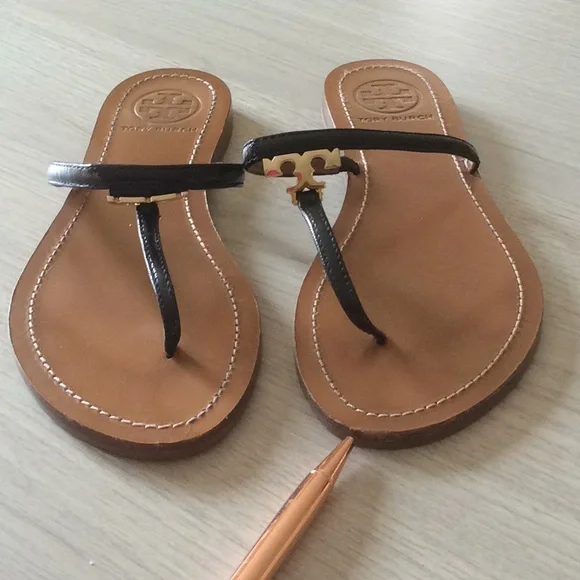 Tory Burch “T” logo Flat Thong Black Sandal - 7 - Picture 6 of 16